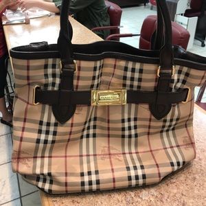 Burberry mom and baby